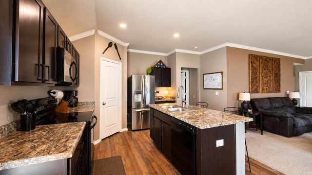 4081 Kings River Trl, Bauxite, AR 72011