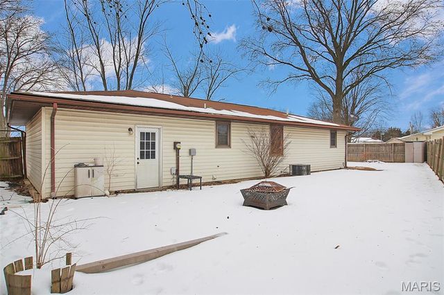 401 Georgia Street, Bethalto, IL 62010