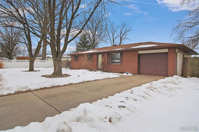 401 Georgia Street, Bethalto, IL 62010