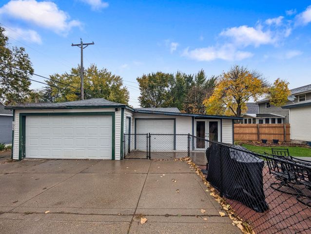 1532 Monroe Street NE, Minneapolis, MN 55413