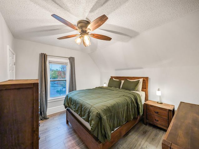 1532 Monroe Street NE, Minneapolis, MN 55413