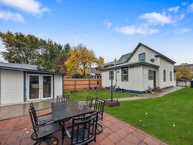 1532 Monroe Street NE, Minneapolis, MN 55413