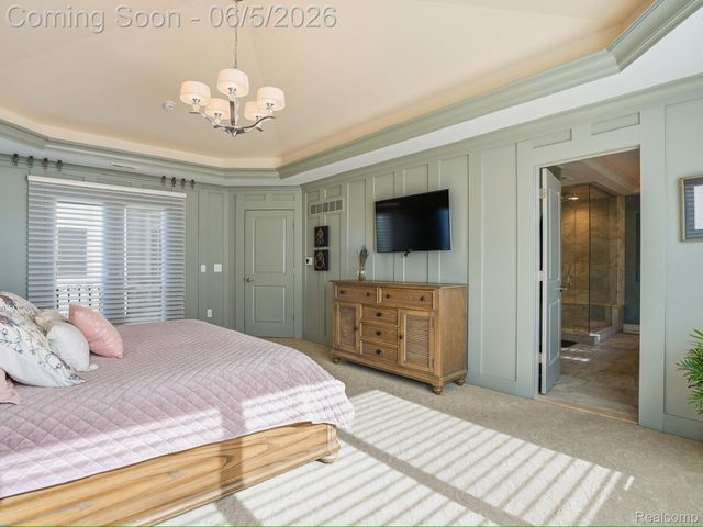 55951 Ashbrooke Drive W, Shelby Charter Township, MI 48316