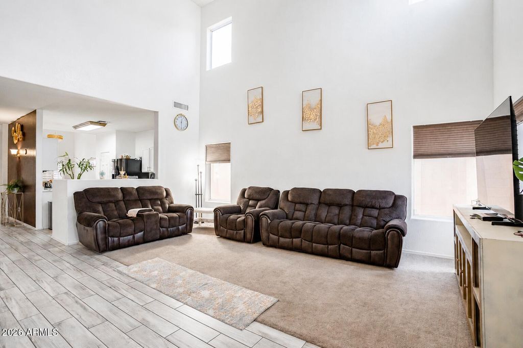 13165 W VENTURA Street, Surprise, AZ 85379 — photo 4