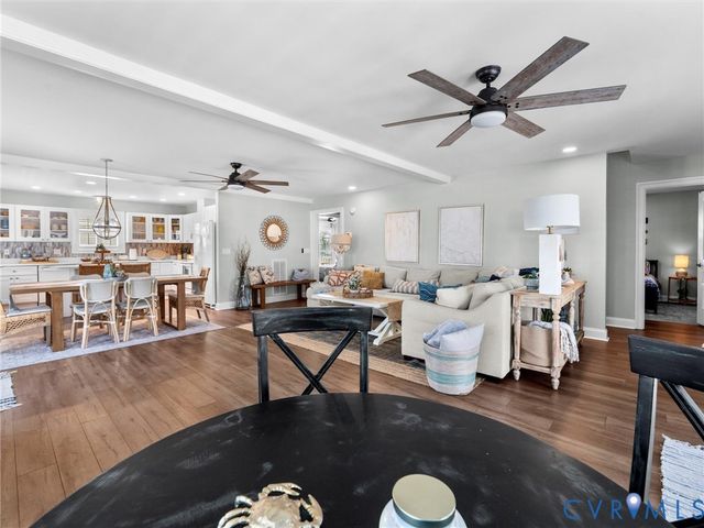 84 New Little St, North, VA 23128