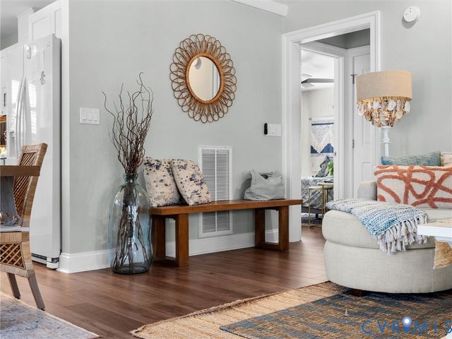 84 New Little St, North, VA 23128