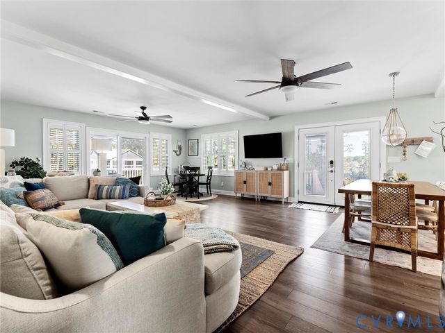84 New Little St, North, VA 23128