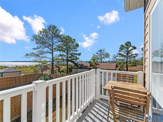 84 New Little St, North, VA 23128