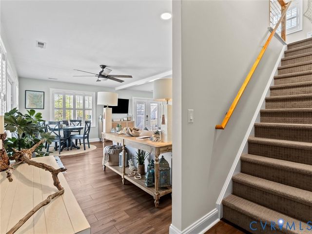 84 New Little St, North, VA 23128