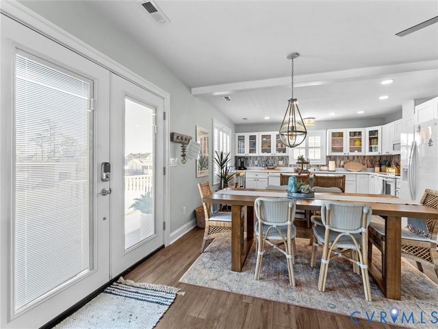 84 New Little St, North, VA 23128