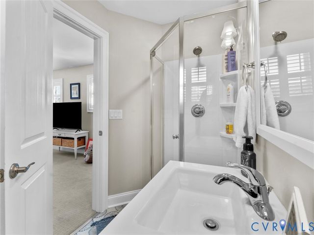 84 New Little St, North, VA 23128
