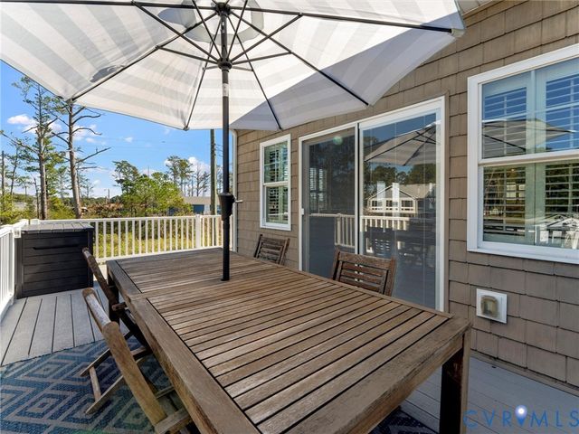 84 New Little St, North, VA 23128
