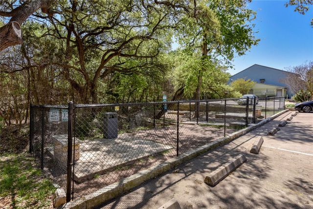 3204 Menchaca RD 305, Austin, TX 78704