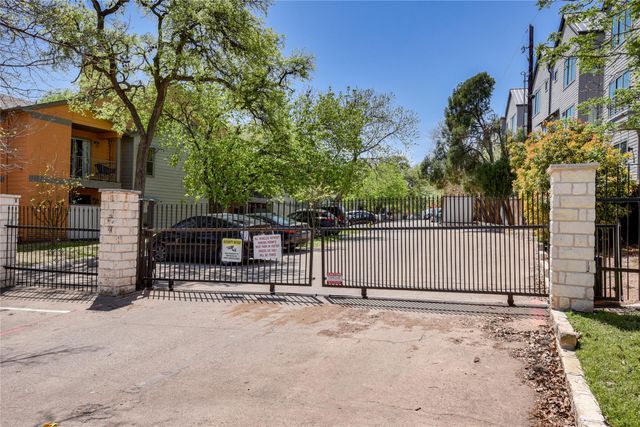 3204 Menchaca RD 305, Austin, TX 78704