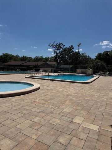 8418 LAURELON PLACE, Temple Terrace, FL 33637