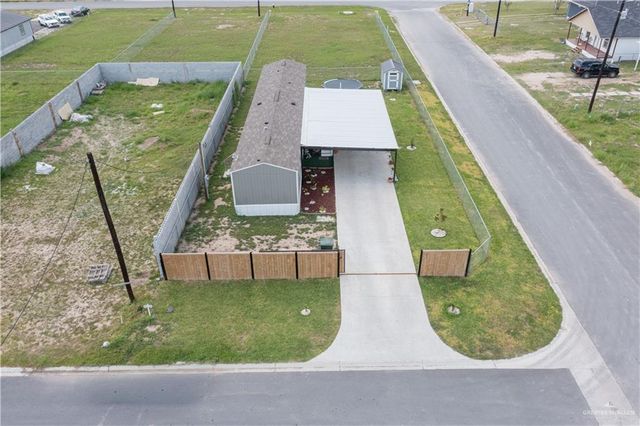 321 Felicidad Avenue, Donna, TX 78537