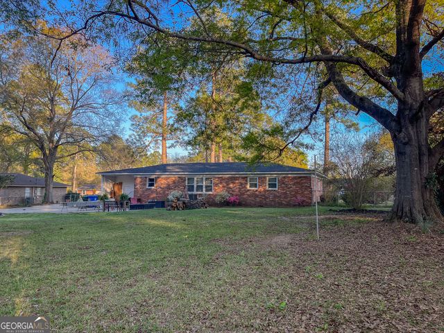 218 Pinehurst Drive, Dublin, GA 31021