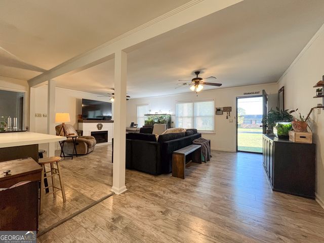 218 Pinehurst Drive, Dublin, GA 31021