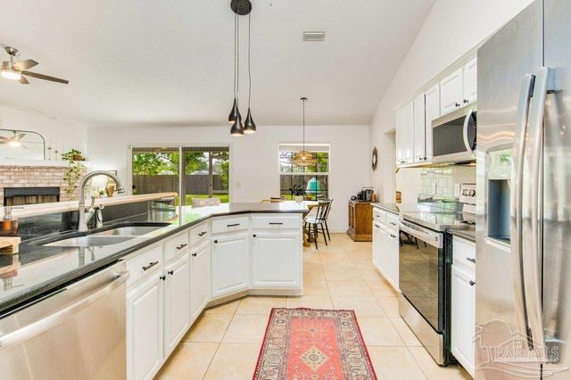 5217 Choctaw Ave, Pensacola, FL 32507