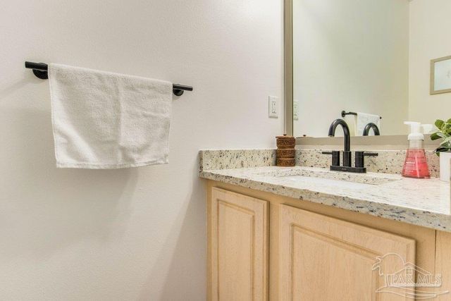 5217 Choctaw Ave, Pensacola, FL 32507