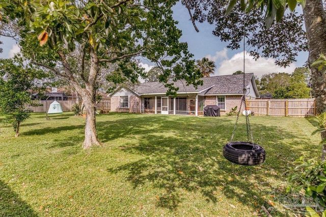 5217 Choctaw Ave, Pensacola, FL 32507