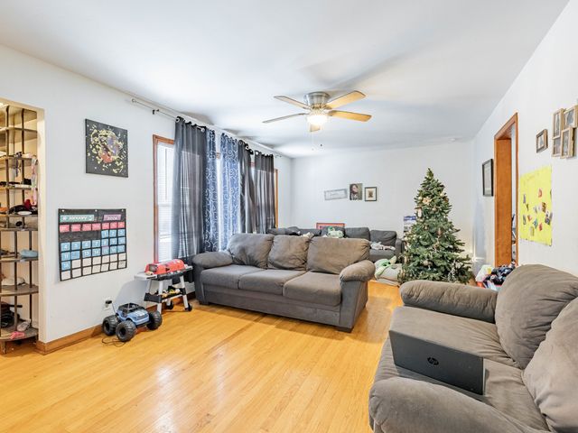 580 Hirsch Avenue, Calumet City, IL 60409