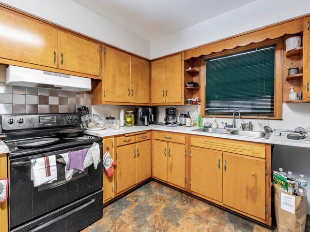 580 Hirsch Avenue, Calumet City, IL 60409