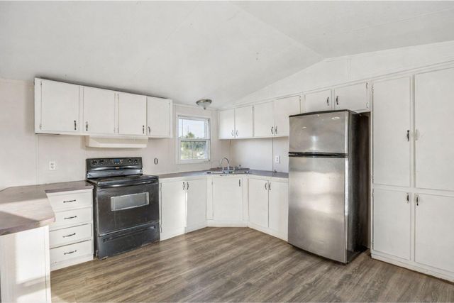 1643 County Road 3545, Cleveland, TX 77327