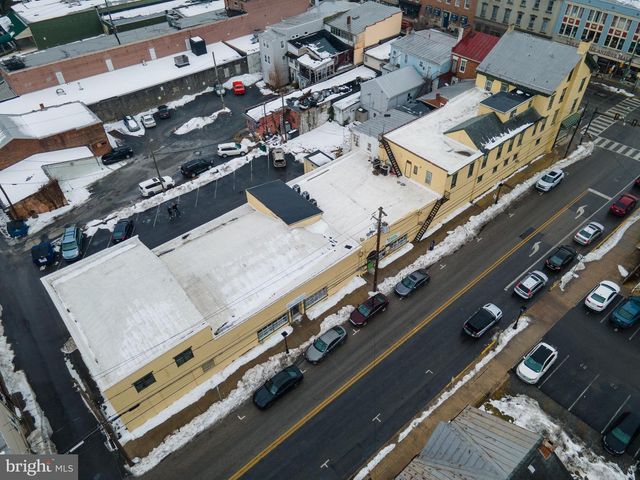 159 N HANOVER ST, Carlisle, PA 17013