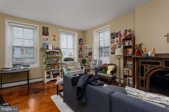 159 N HANOVER ST, Carlisle, PA 17013