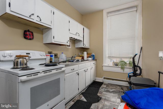 159 N HANOVER ST, Carlisle, PA 17013