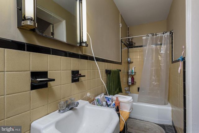 159 N HANOVER ST, Carlisle, PA 17013