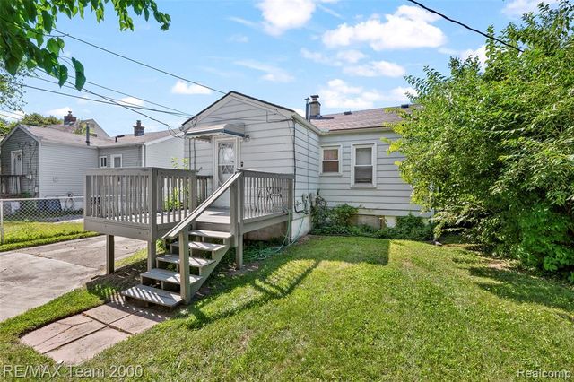 34080 Harroun Street, Wayne, MI 48184