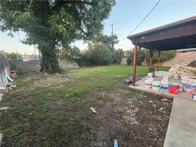 23453 Mobile, West Hills, CA 91307