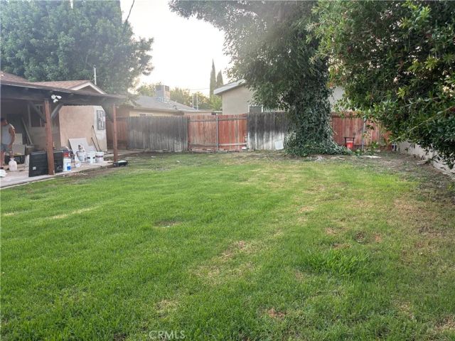 23453 Mobile, West Hills, CA 91307