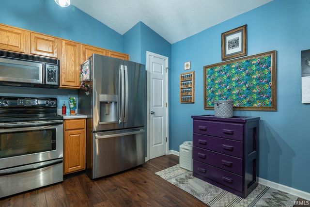 3707 E Barrington Dr Apt 305, Bloomington, IN 47408