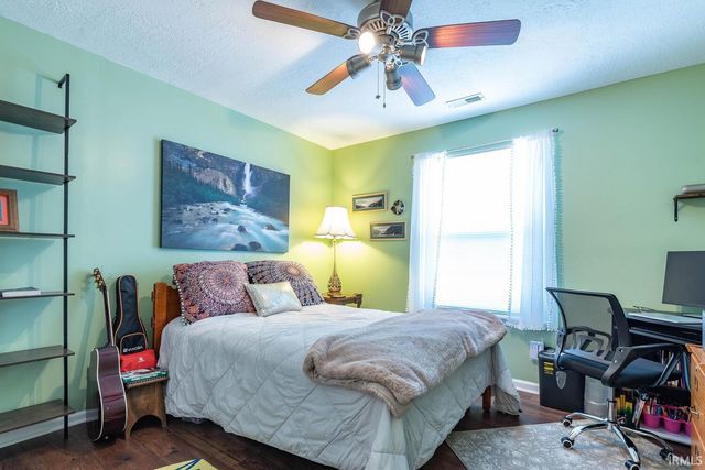 3707 E Barrington Dr Apt 305, Bloomington, IN 47408