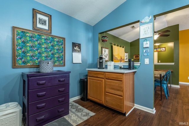 3707 E Barrington Dr Apt 305, Bloomington, IN 47408