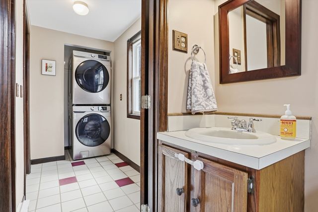 76 Tenney Road, Westford, MA 01886