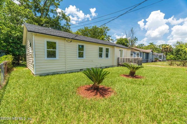 7060 MARVIN Avenue, Jacksonville, FL 32208