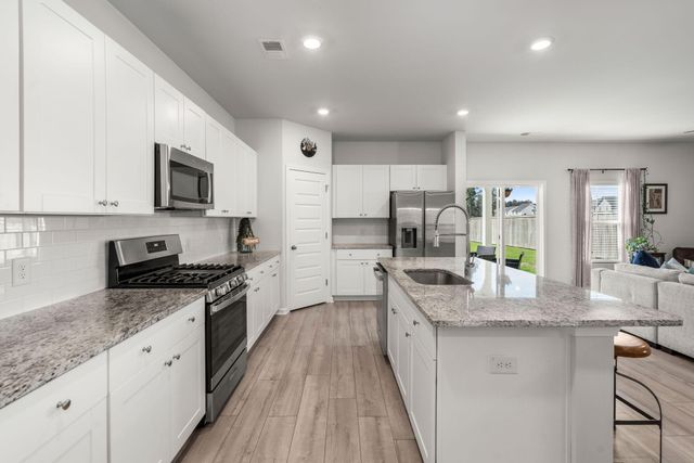 187 Lucky Day Drive, Summerville, SC 29486