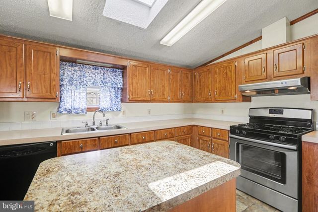 374 W CEDAR ST, Palmyra, PA 17078
