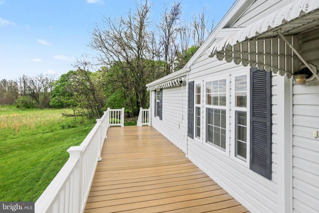 374 W CEDAR ST, Palmyra, PA 17078
