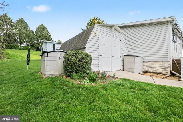 374 W CEDAR ST, Palmyra, PA 17078