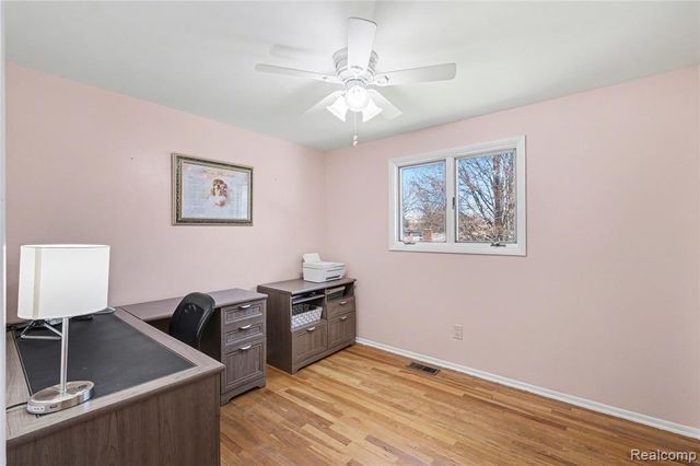 4459 Sunderland Place, Flint, MI 48507