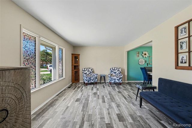 4459 Sunderland Place, Flint, MI 48507
