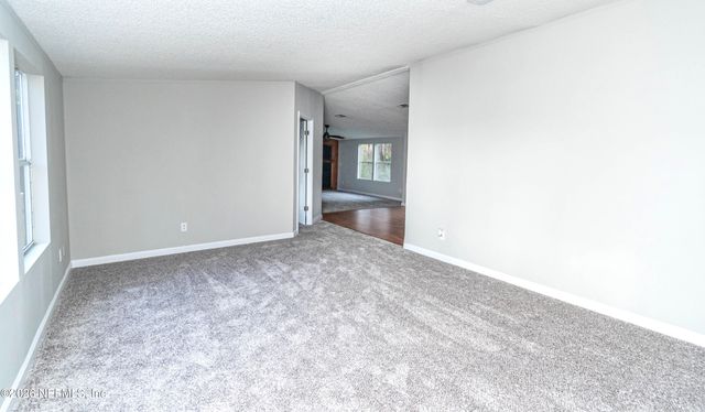 11017 N COUNTY ROAD 229 N, Sanderson, FL 32087