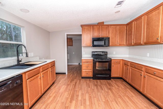 11017 N COUNTY ROAD 229 N, Sanderson, FL 32087