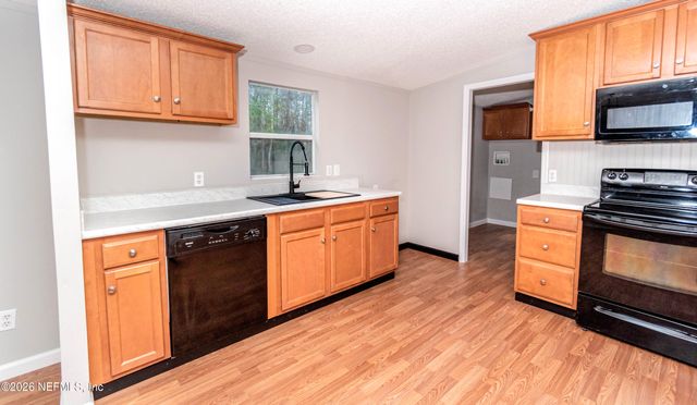 11017 N COUNTY ROAD 229 N, Sanderson, FL 32087