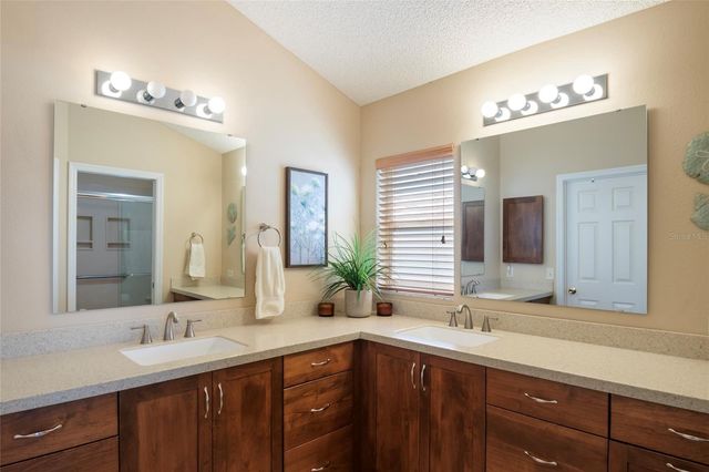 17070 SE 91ST LEE AVENUE, The Villages, FL 32162